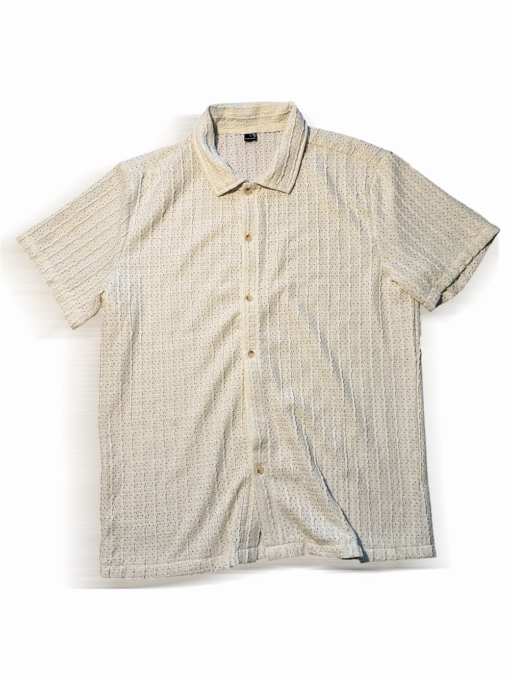 Men's Short Sleeve Button-Up Shirt in Cream size L